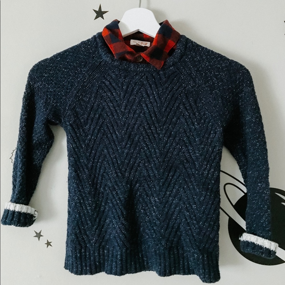 Boys Sweater with flannel collar. //